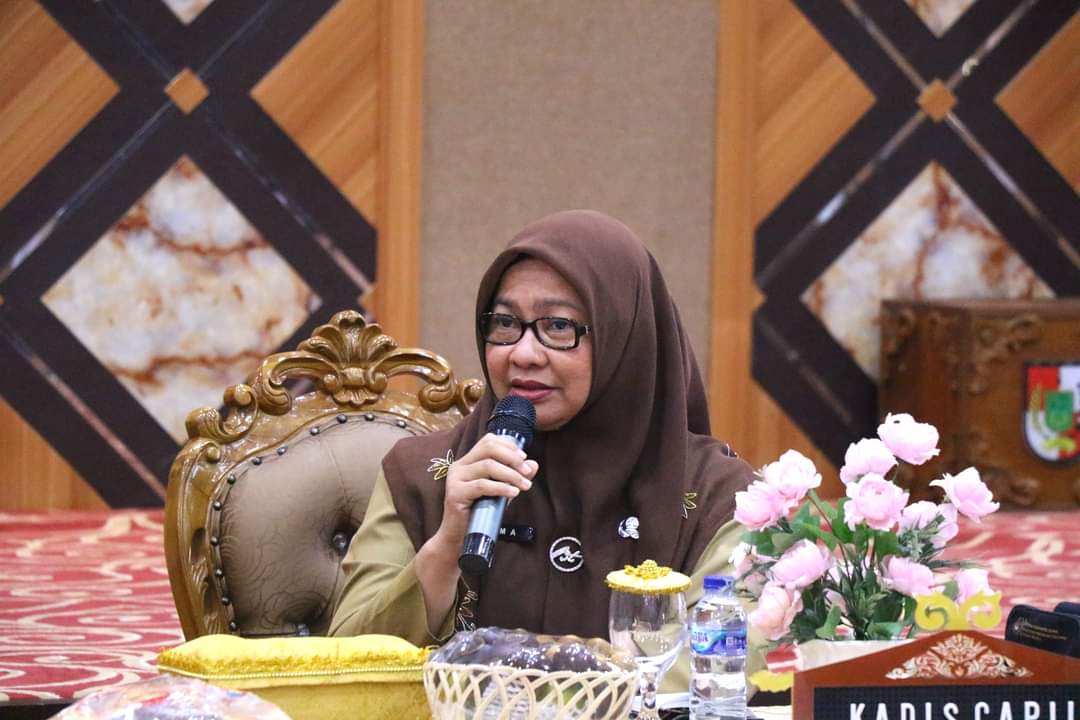 Inovasi Sipintar dan Aksi Peduli, Disdukcapil Pekanbaru Sukseskan Layanan Administrasi Bagi Warga Rentan